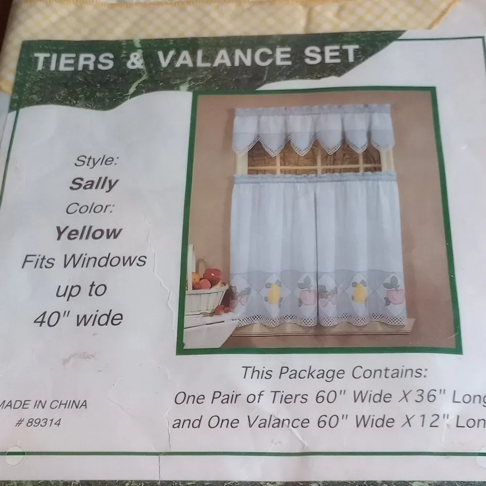 Tier & Valance Set Sally Yellow Fits Window Up To 40
